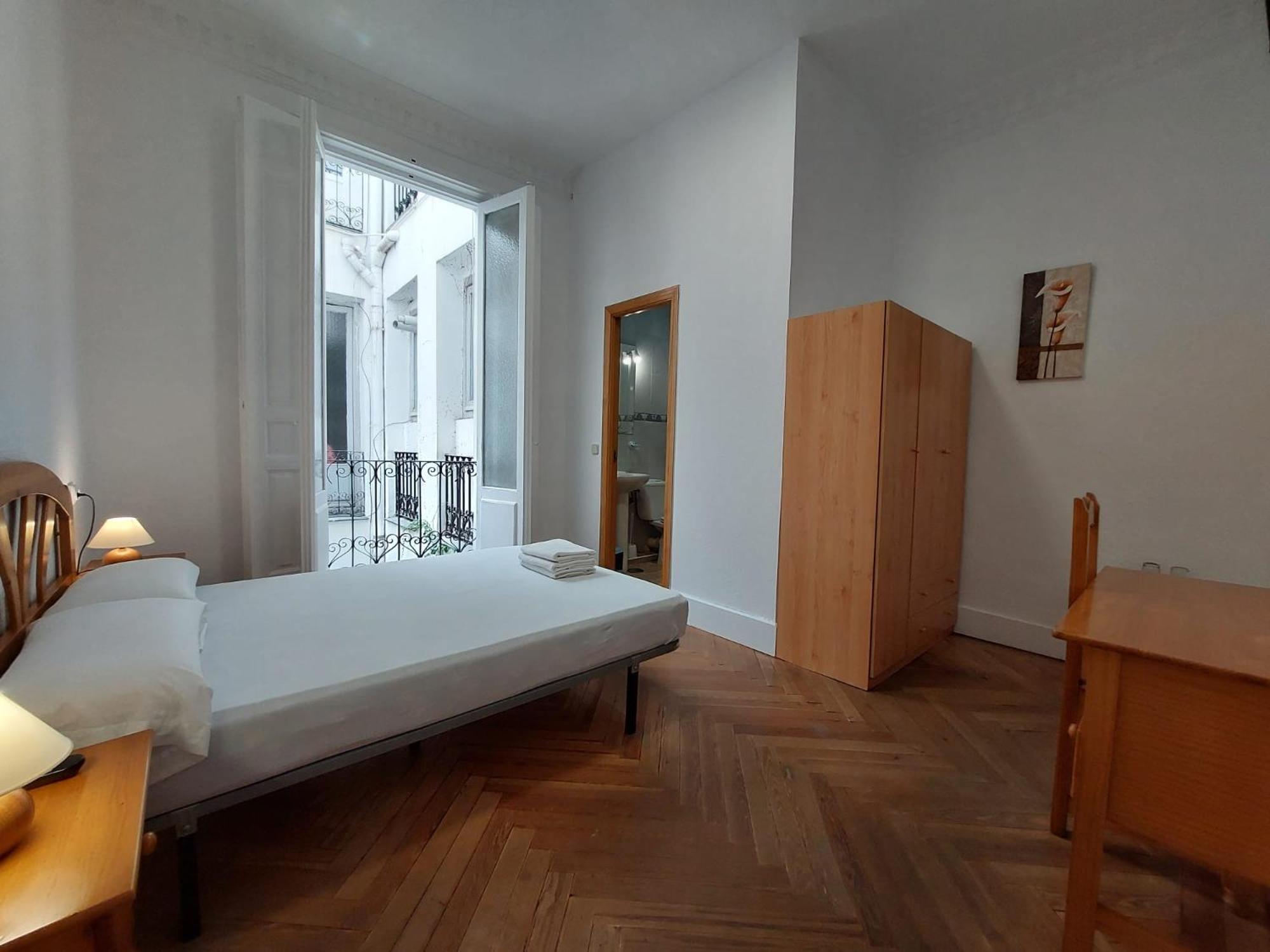 Hostal Miralva Madrid Eksteriør bilde