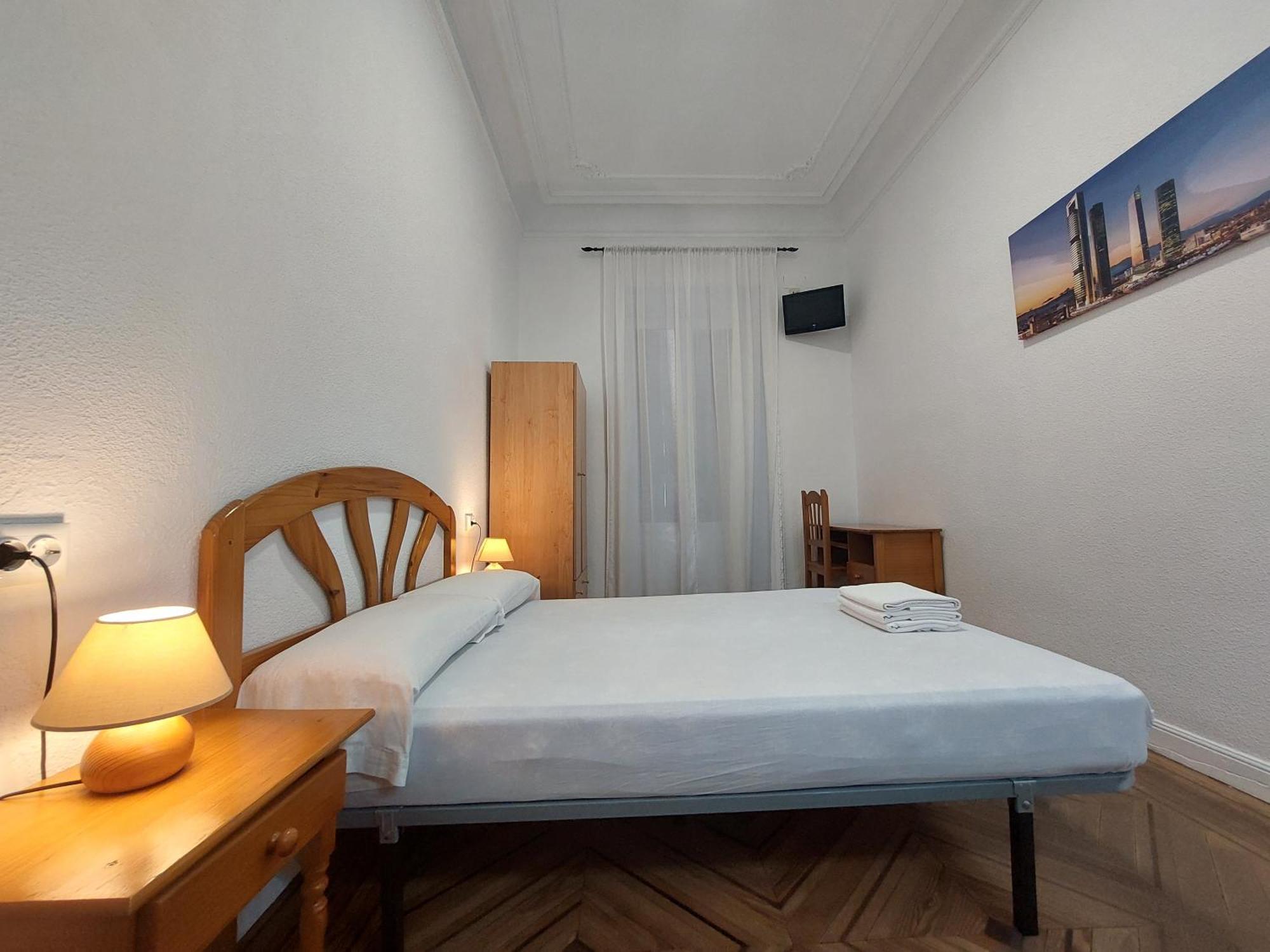 Hostal Miralva Madrid Eksteriør bilde
