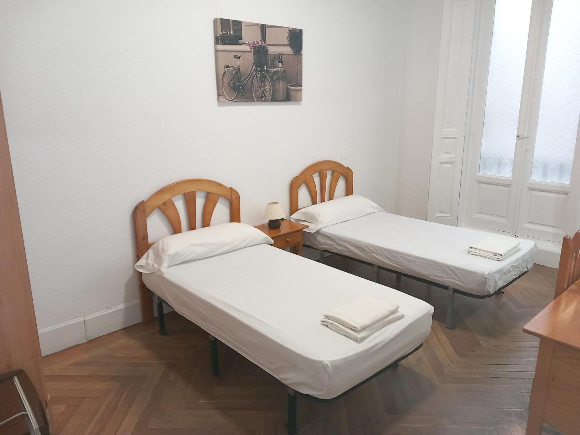 Hostal Miralva Madrid Eksteriør bilde